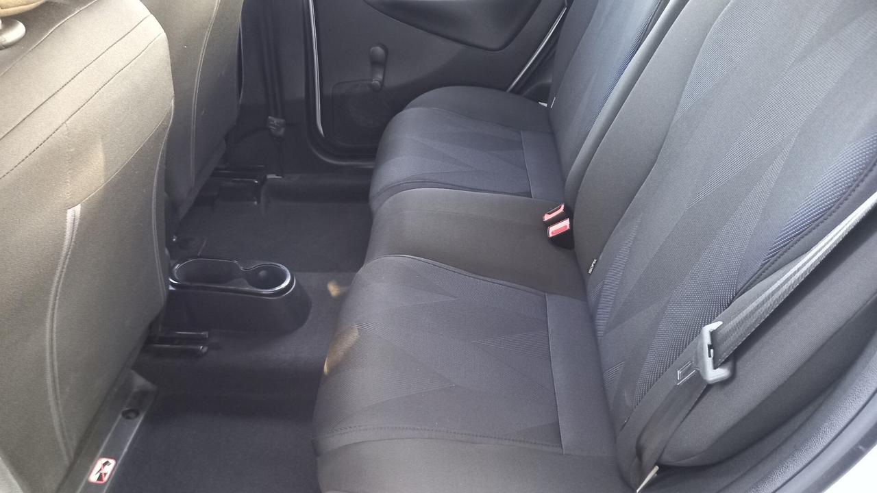 Lancia Ypsilon 1.0 FireFly 5 porte S&S Hybrid Gold