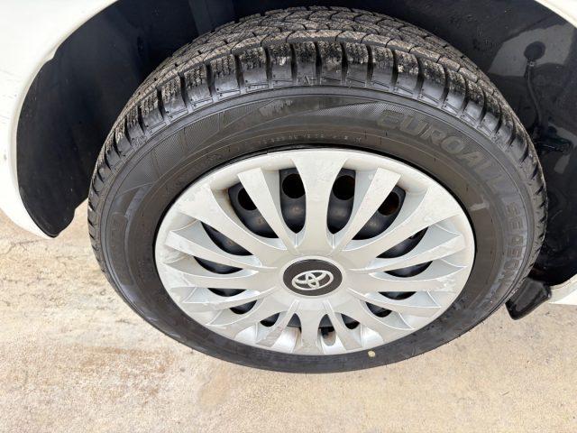 TOYOTA iQ 1.0 CVT Lounge POCHI CHILOMETRI AUTOMATICA OK NEOP