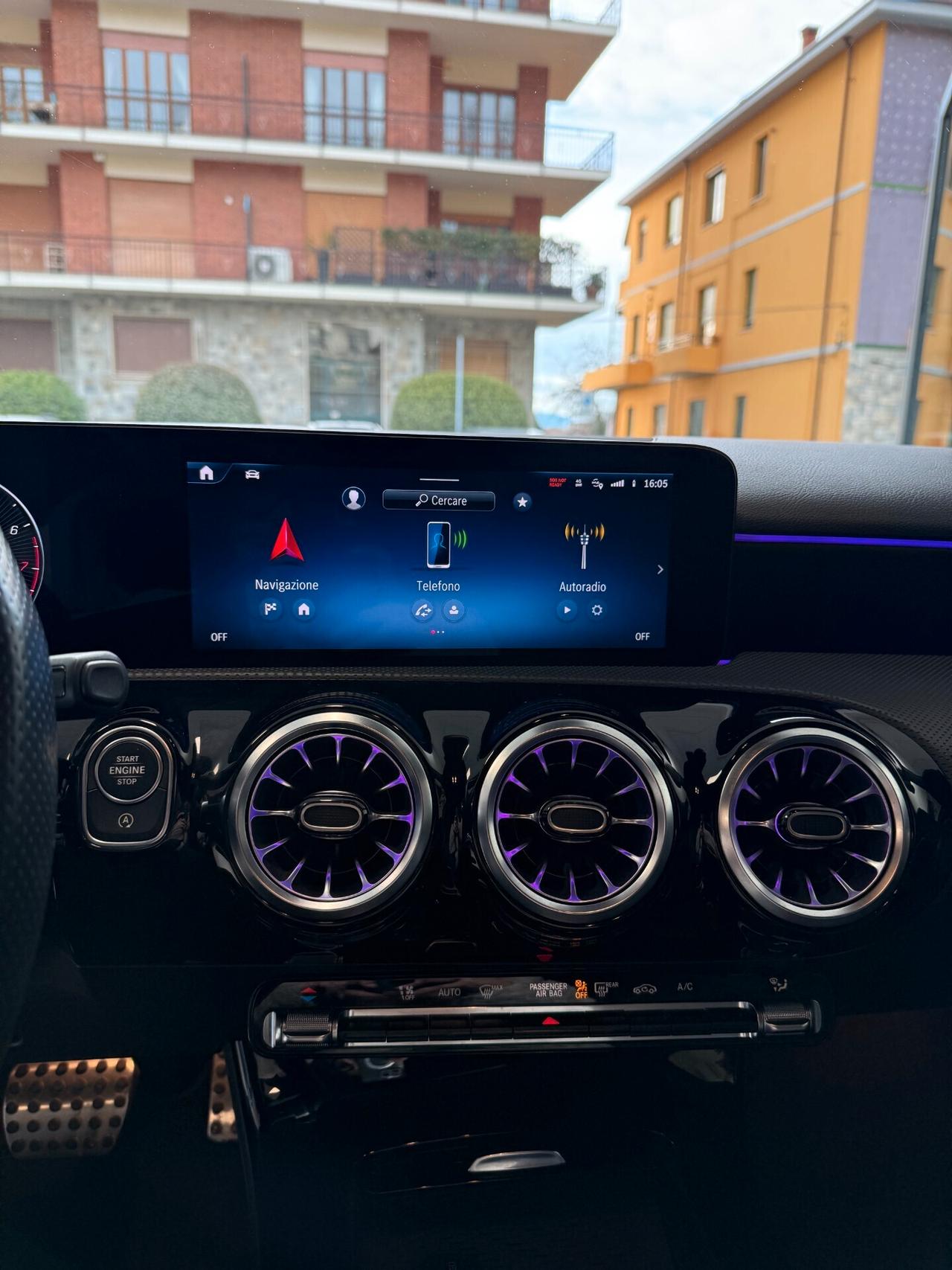 Mercedes-benz A 180 Automatic AMG Line Advanced Plus