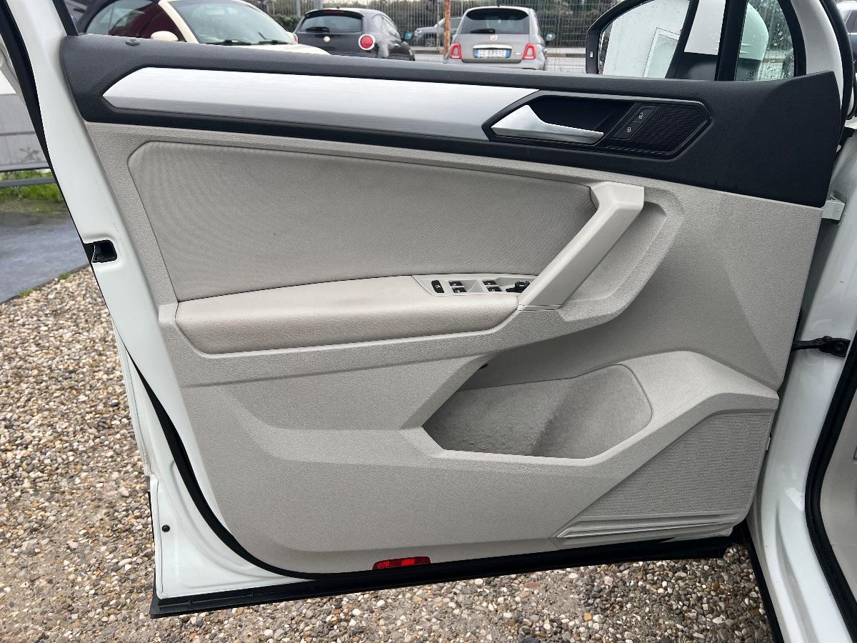 VOLKSWAGEN - Tiguan - 1.6 TDI Business BMT