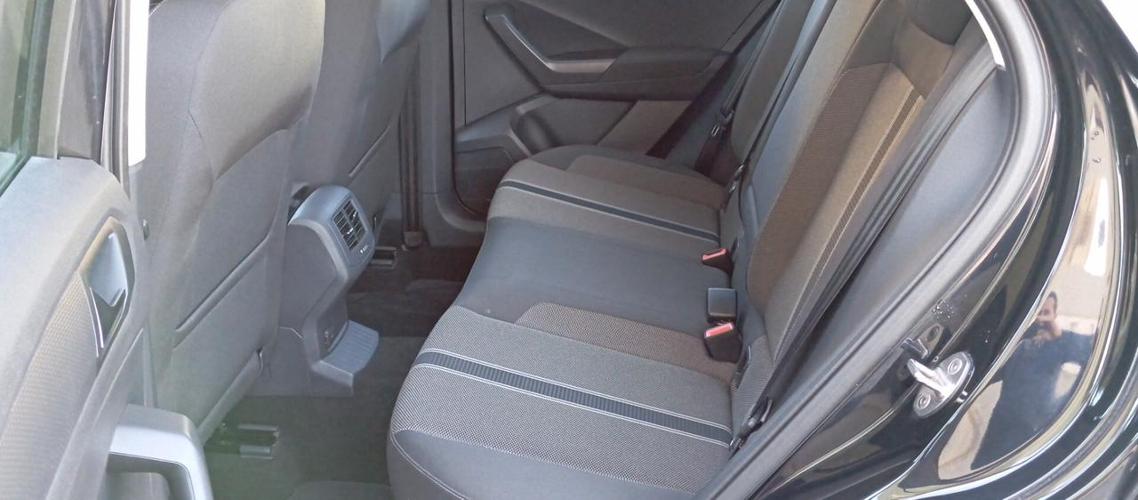 Volkswagen T-Roc 1.6 TDI 115 CV Business-Garanzia