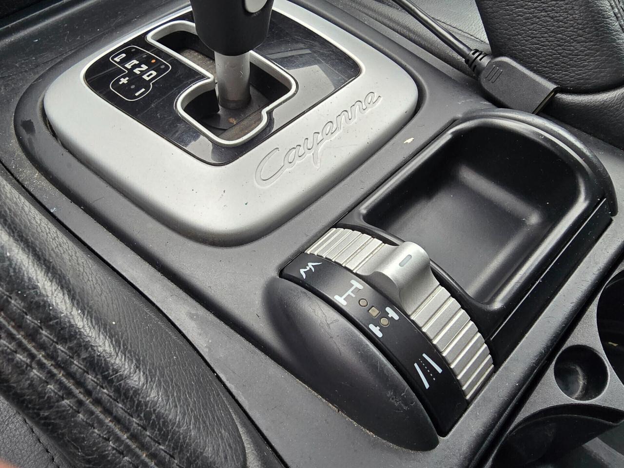 Porsche Cayenne 3.2 V6|TETTO APRIBILE|DARK BLUE (LA5Q)