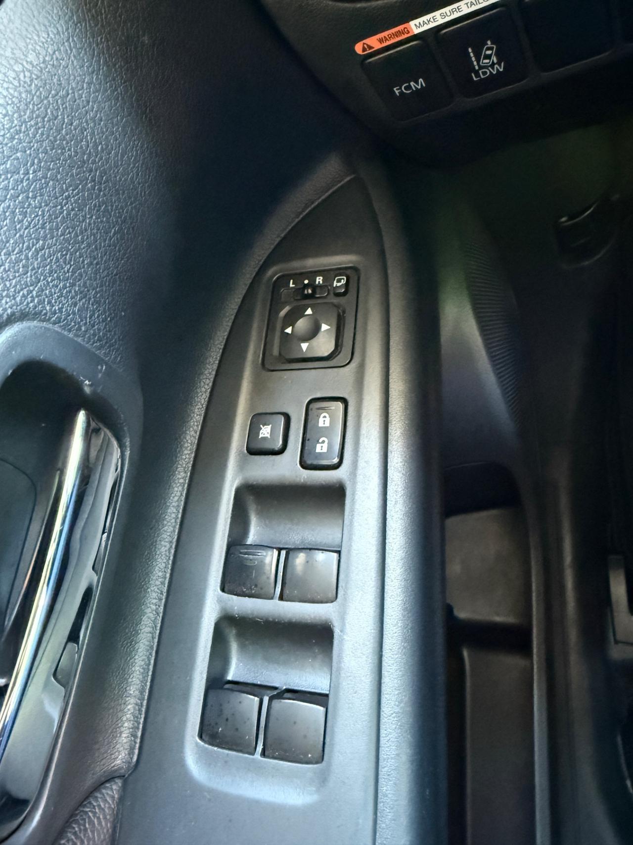 MITSUBISHI OUTLANDER 2.2 DI-D 4WD INSTYLE 7posti