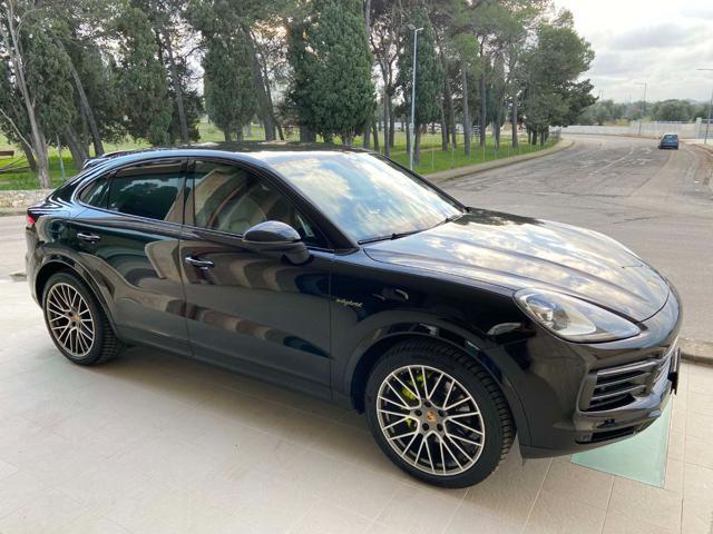 PORSCHE Cayenne Coupé 3.0 V6 E-Hybrid PLATINUM EDITION