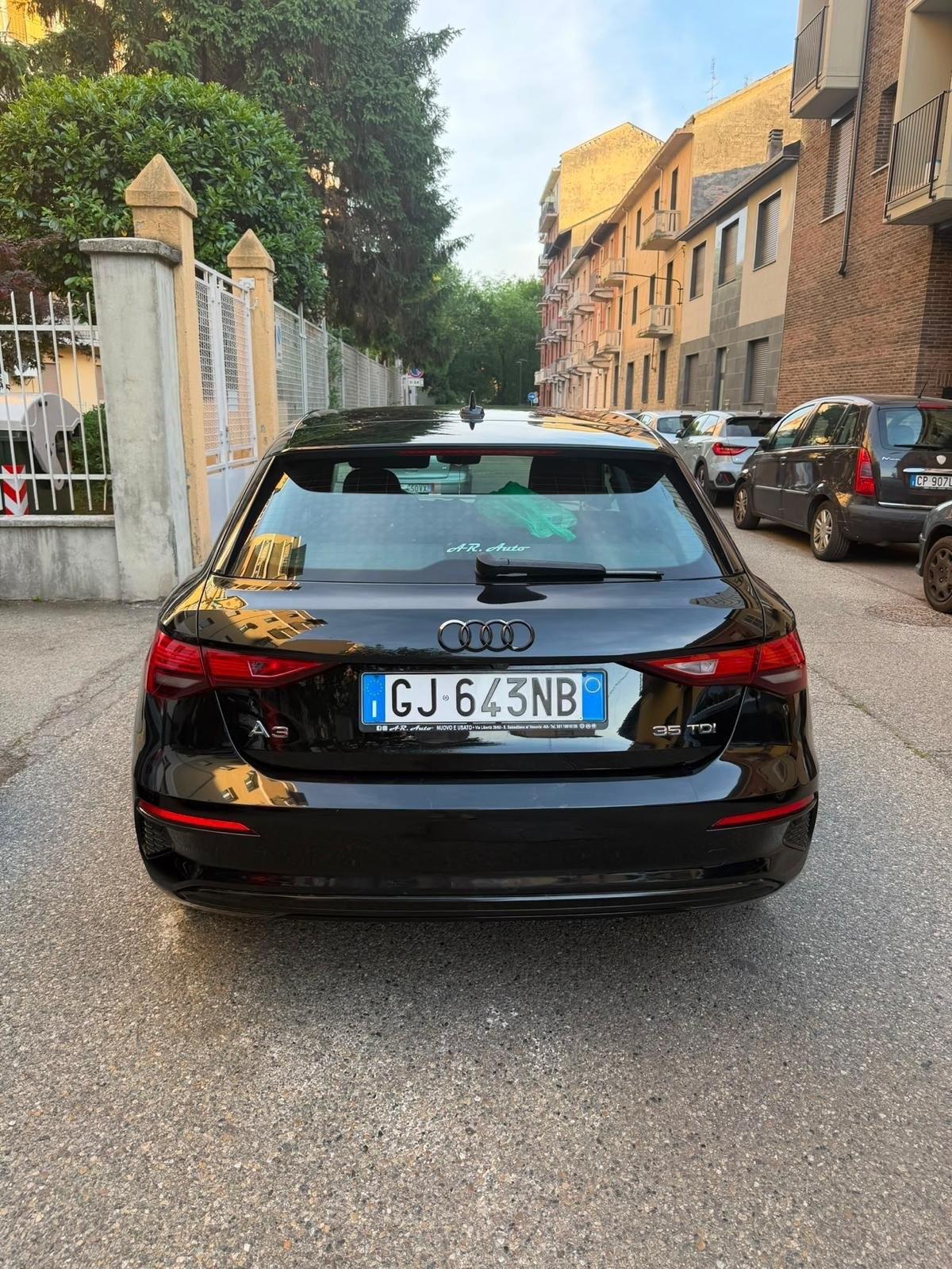 Audi A3 Sedan 35 TDI Business Advanced