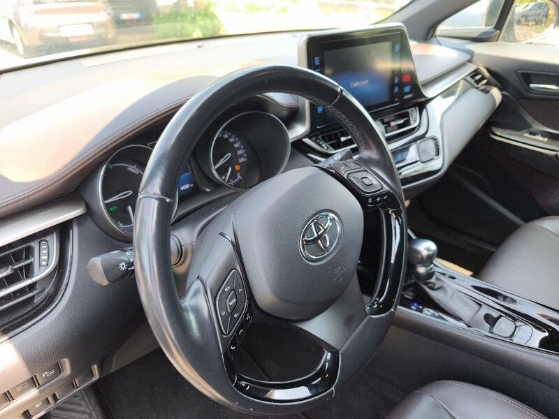 Toyota C-HR I 2016 1.8h Lounge 2wd e-cvt