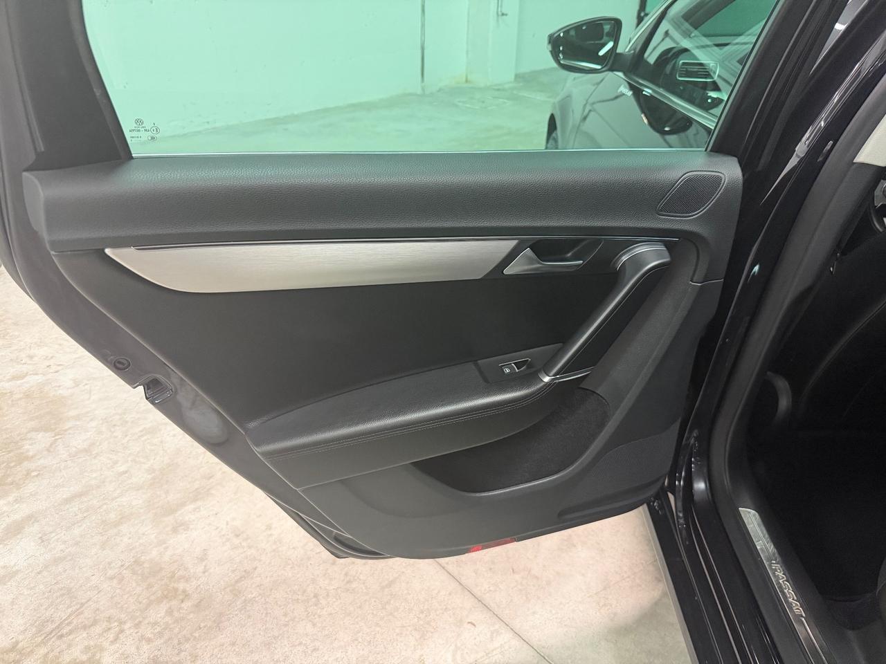 Volkswagen Passat 2.0 TDI DSG High