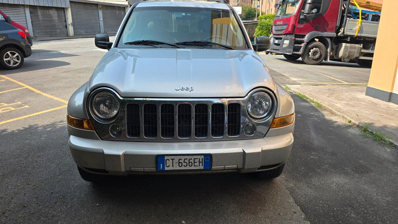 Jeep Cherokee 2.8 CRD Limited