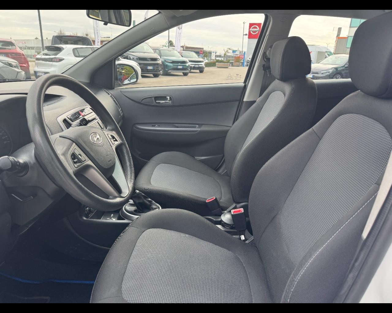 HYUNDAI i20 - i20 1.2 5p. Classic