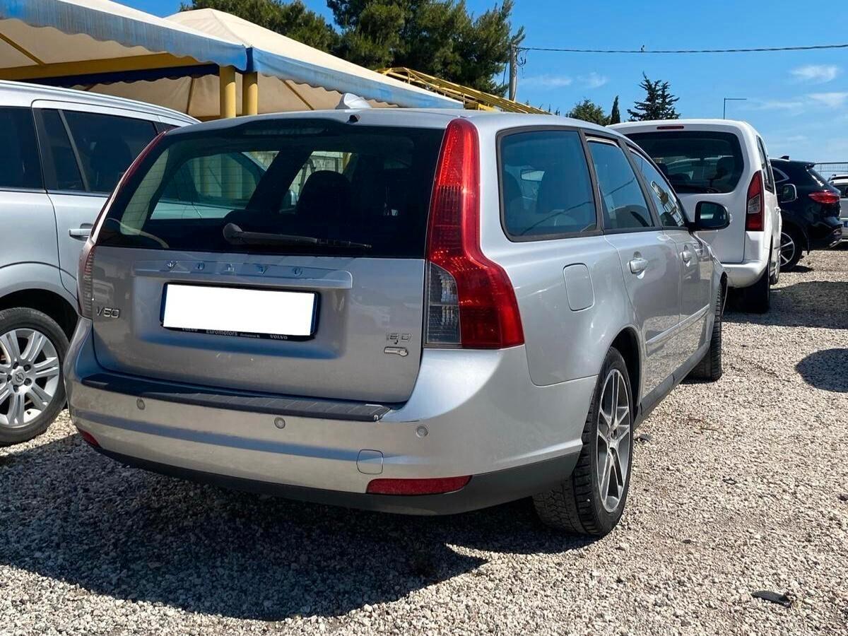 Volvo V50 1.6 D DRIVe cat R-Design