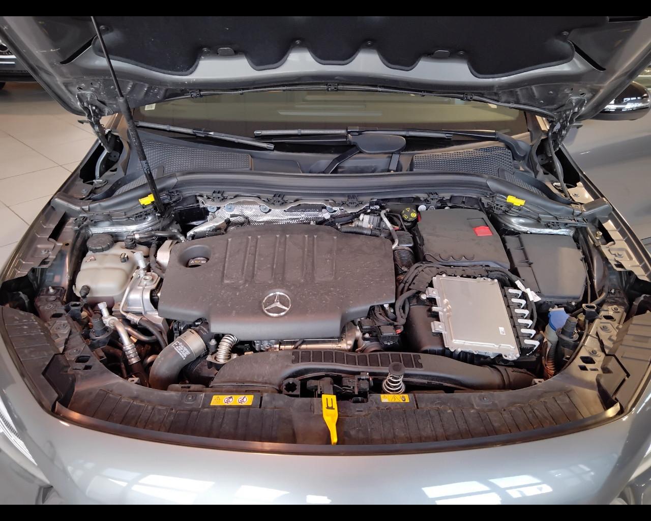 Mercedes-Benz GLA-H247 2020 - GLA 180 d Premium auto