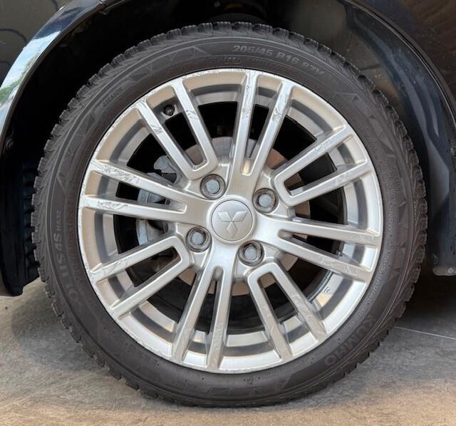 Mitsubishi Colt 1.1 12V 5p. GPL Invite