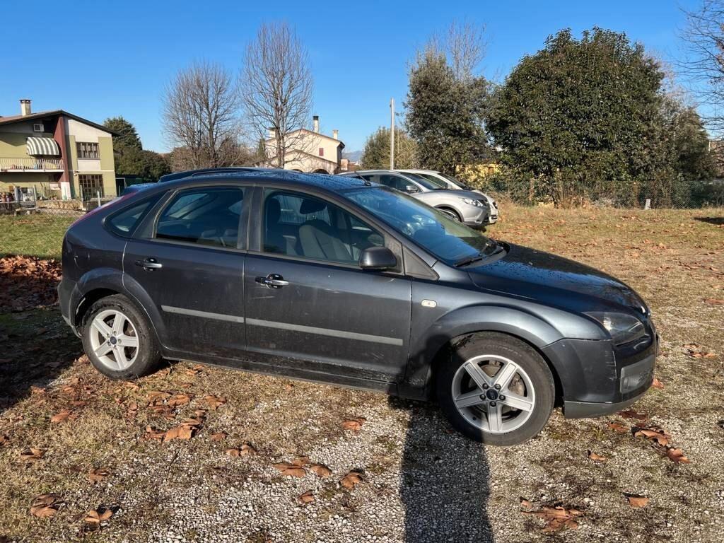 Ford Focus 1.6 CDTi 90CV