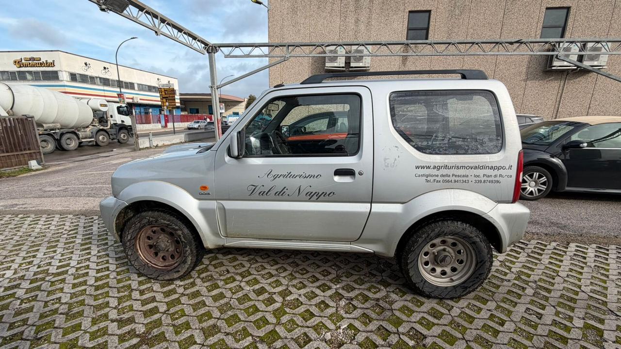 Suzuki Jimny 1.5 DDiS cat 4WD JLX Autocarro