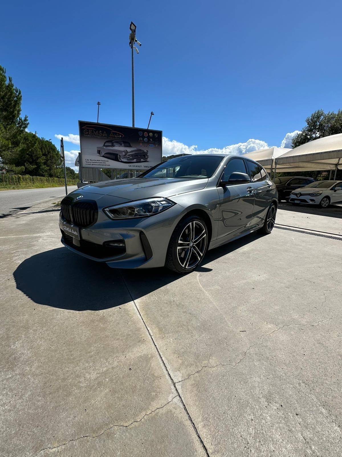 Bmw 118 118d 5p. Msport