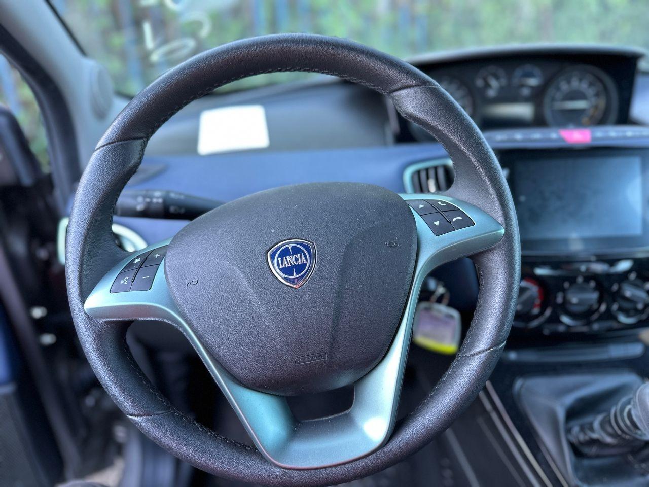 LANCIA Ypsilon III 2021 - Ypsilon 1.0 firefly hybrid Platino s&s 70cv