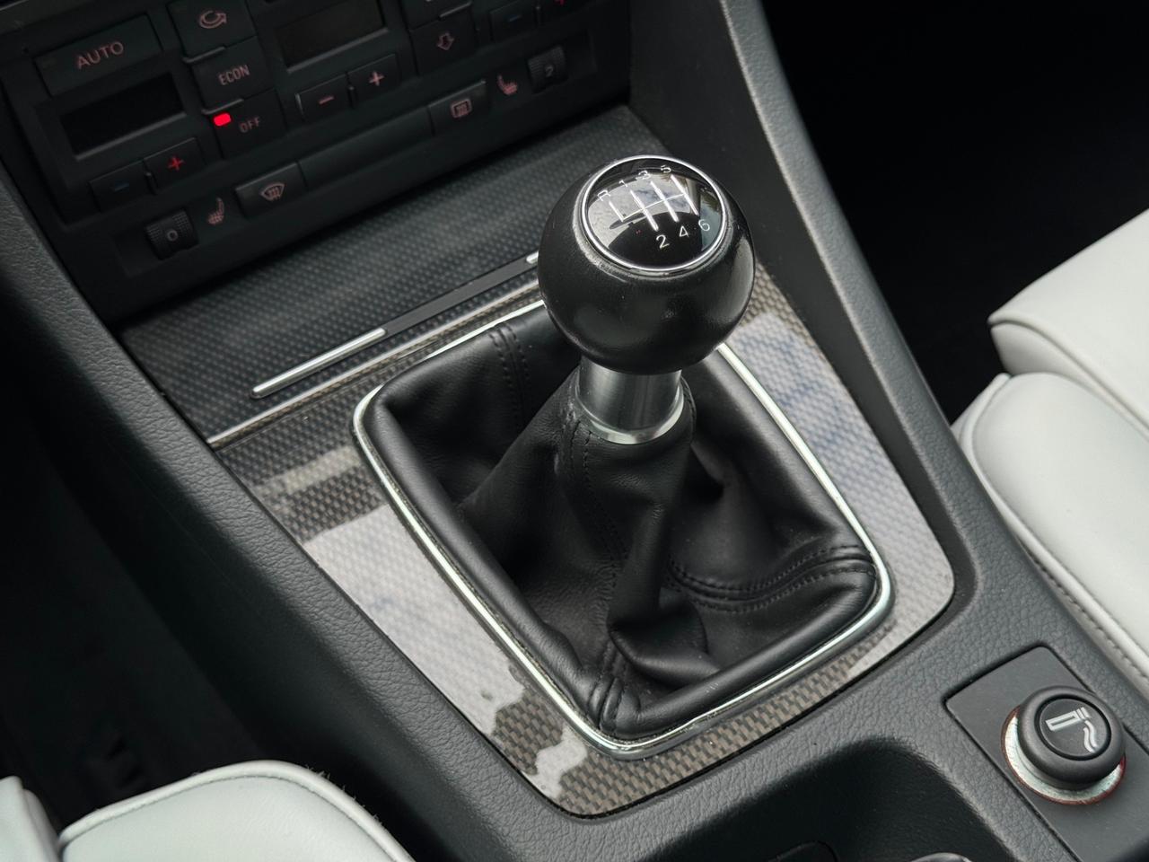 Audi A4 S4 4.2 V8 Avant quattro