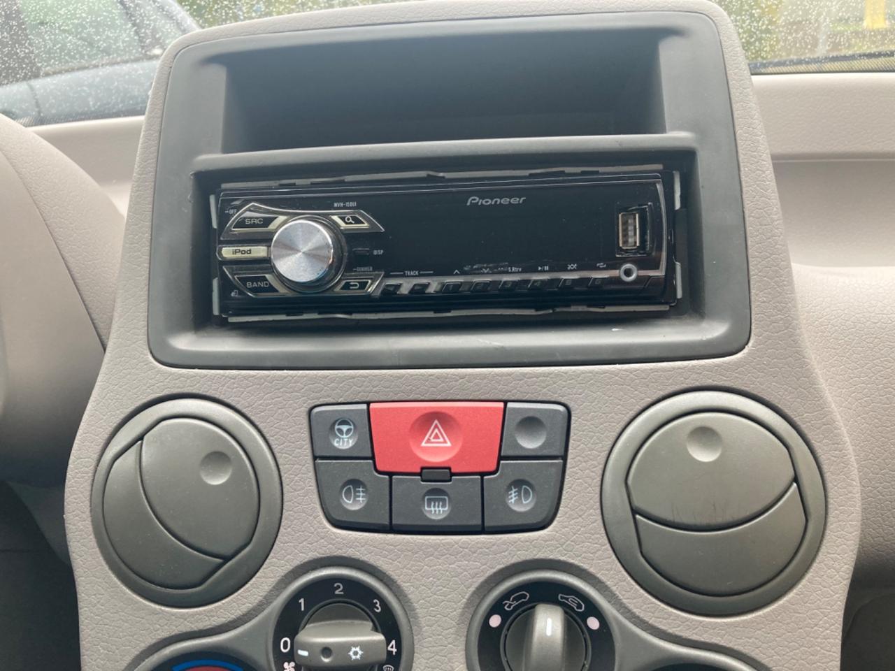 FIAT PANDA 1.2 BENZINA 5 PORTE (KM135.000)