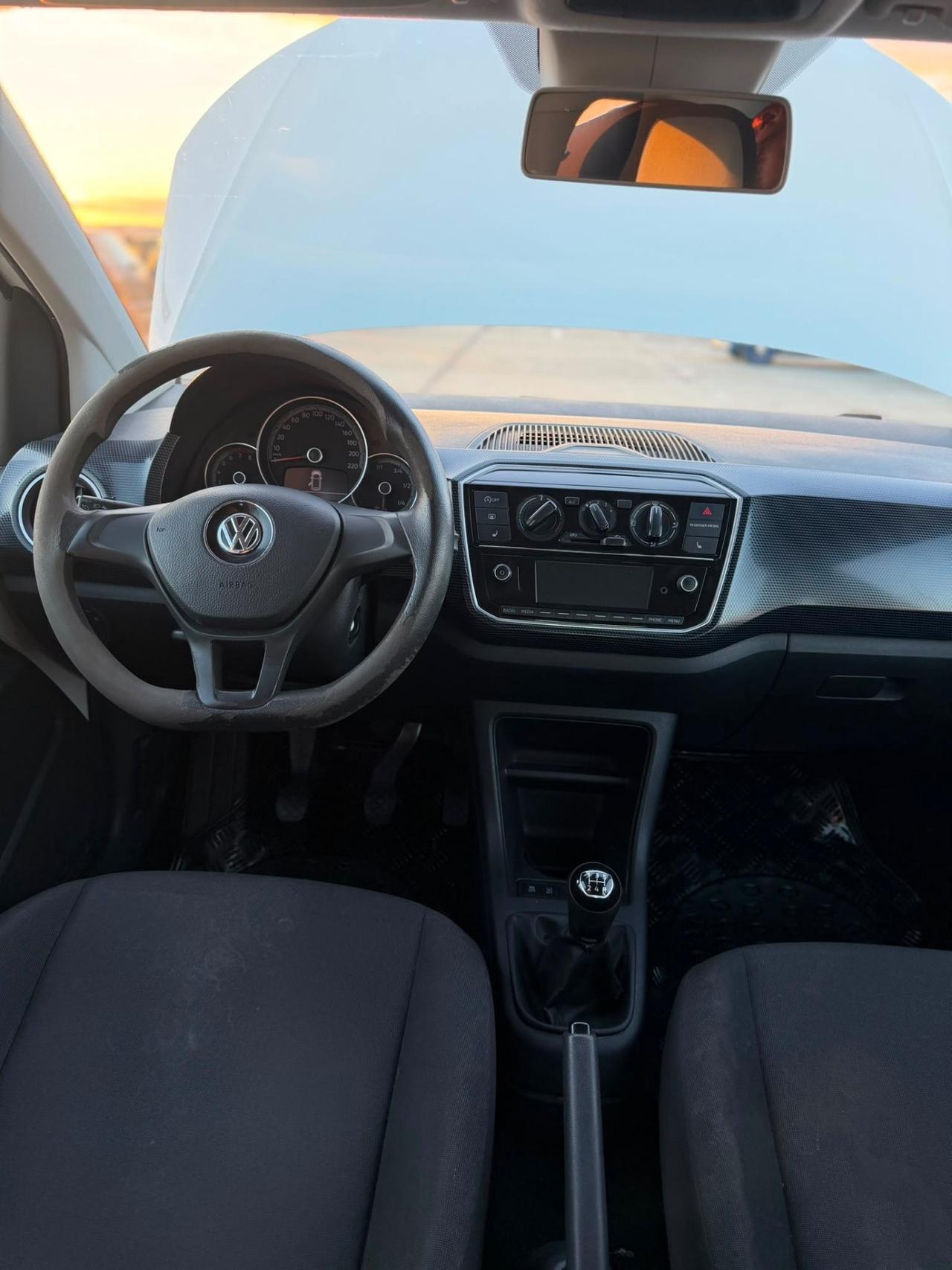 Volkswagen up! 1.0 75 CV 5p. high