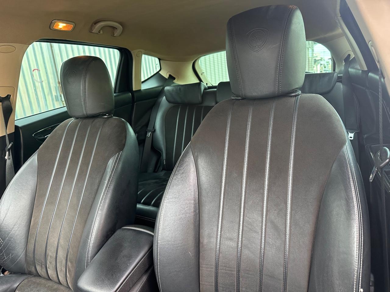 Lancia Delta 1.6 MJT DPF Silver