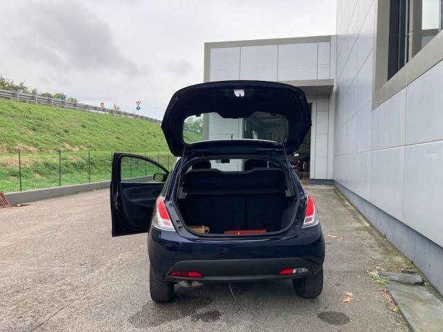 Lancia Ypsilon 1.2 69 CV 5p. Elefantino Blu