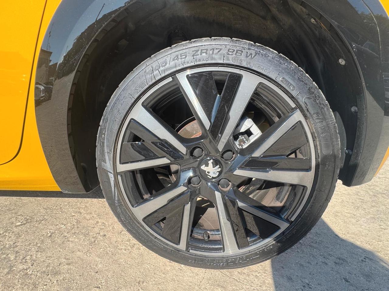 Peugeot 208 PureTech 130 Stop&Start EAT8 5 porte GT