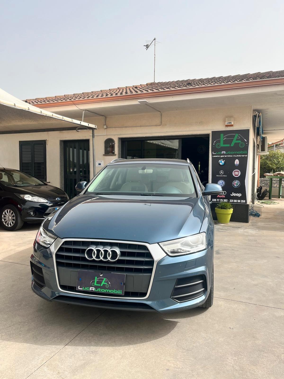 Audi Q3 2.0 TDI 150 CV Business
