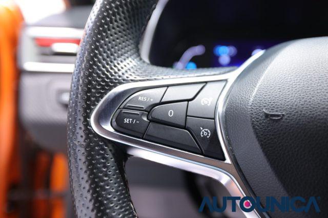 RENAULT Clio FULL HYBRID E-TECH 140 CV 5 PORTE R.S. LINE