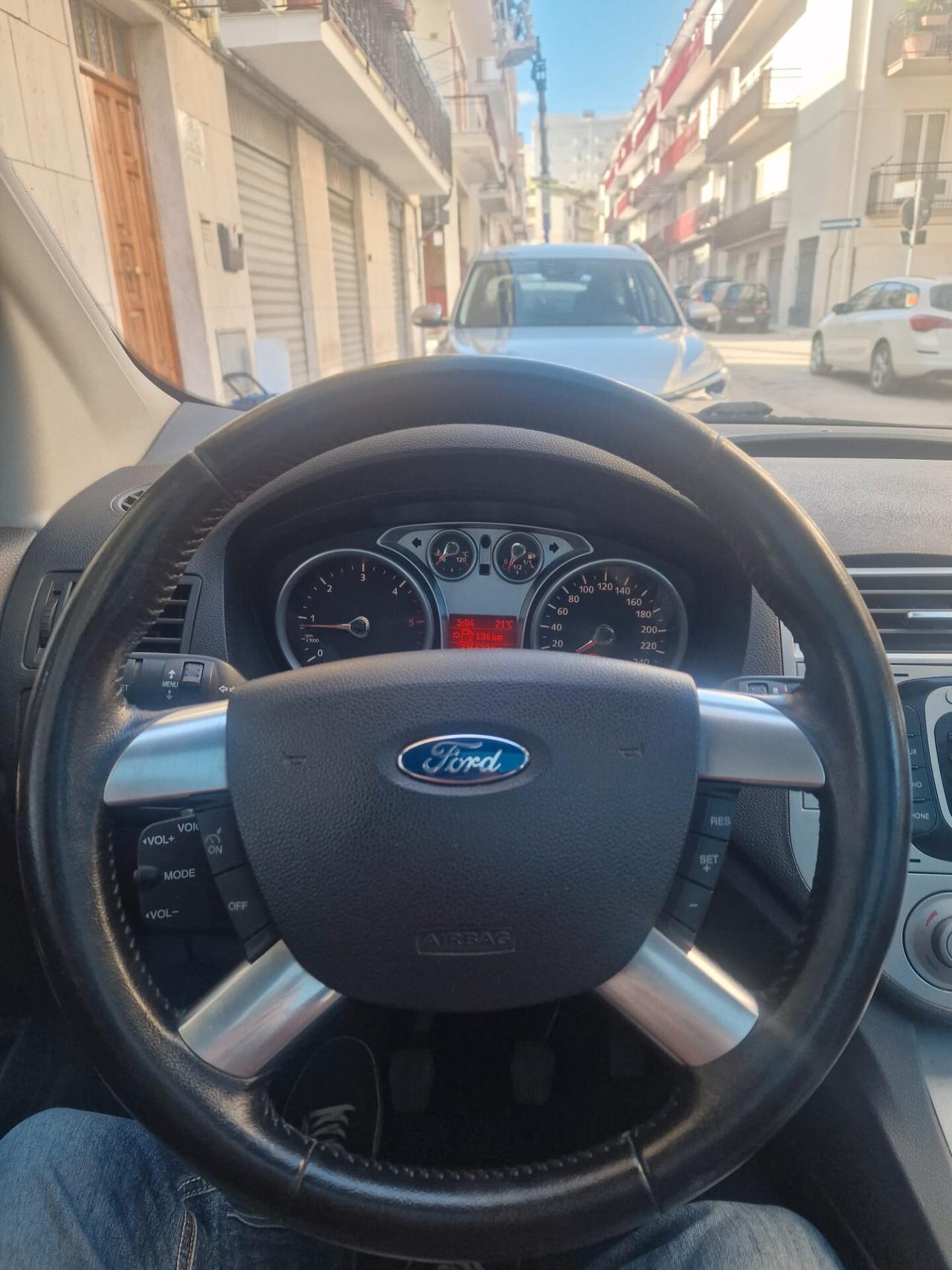 Ford Kuga 2.0 TDCi 136 CV 4WD Titanium DPF