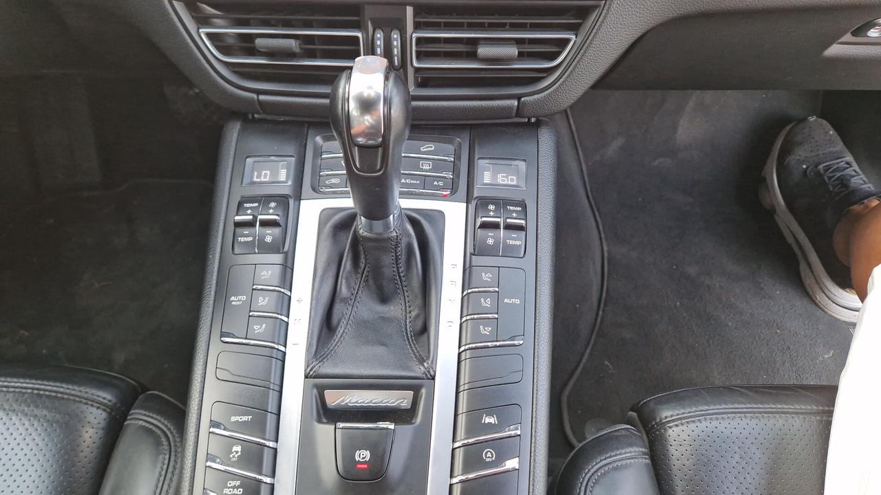 Porsche Macan 2.0 - 245 CV PDK -2020