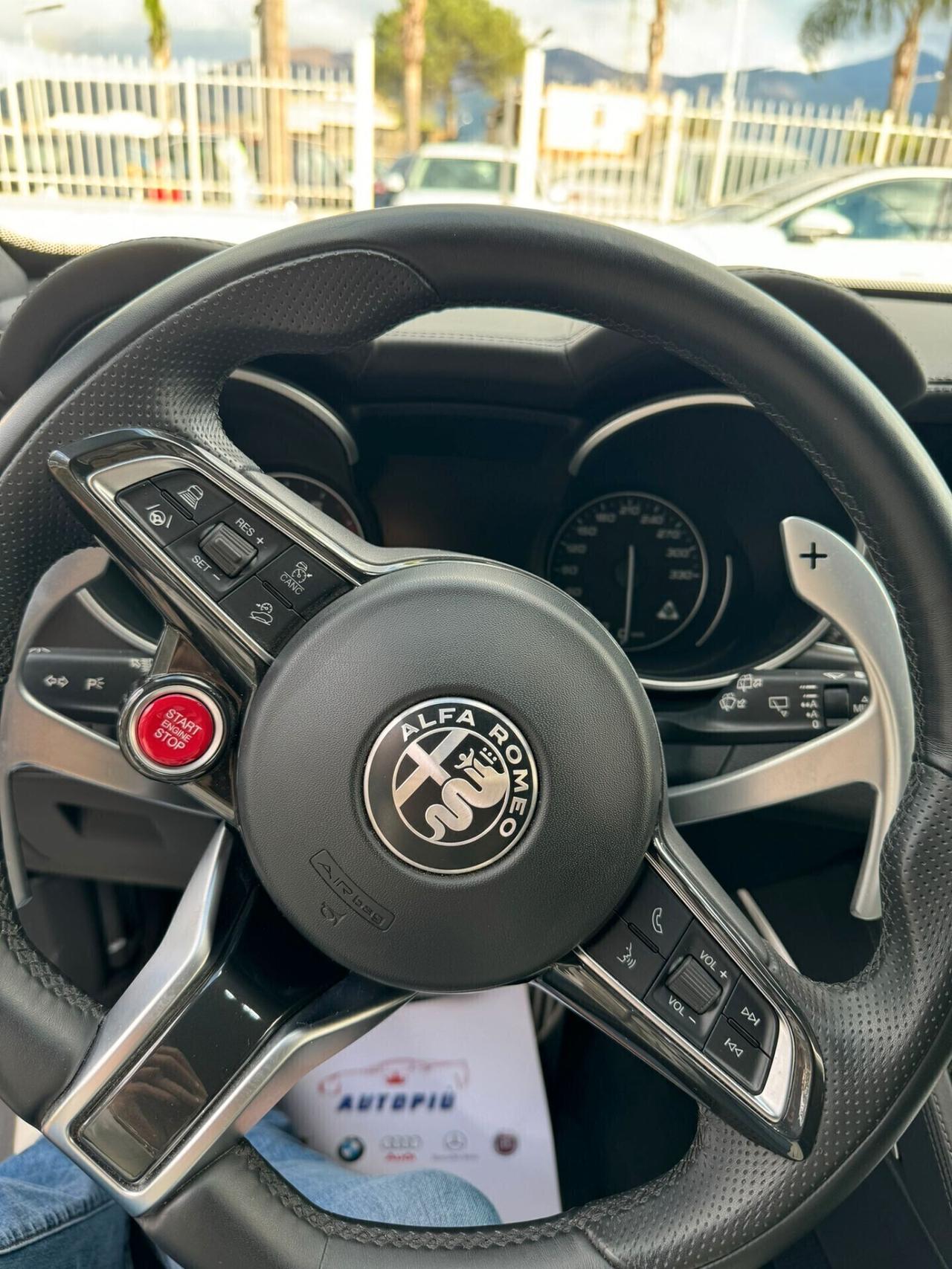 Alfa Romeo Stelvio 2.9 Bi-Turbo V6 510 CV AT8 Quadrifoglio