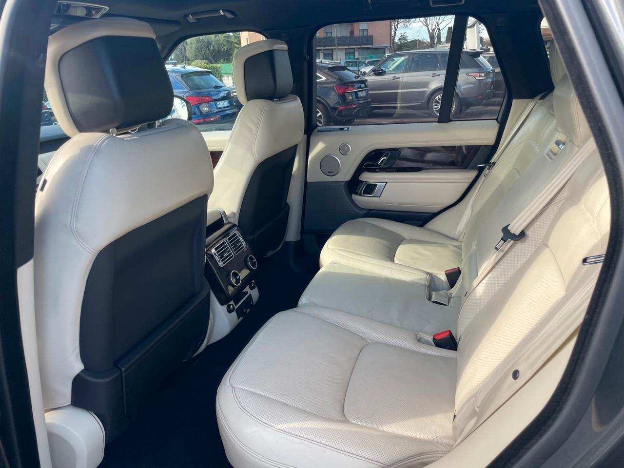 Land Rover Range Rover 3.0 TDV6 Autobiography