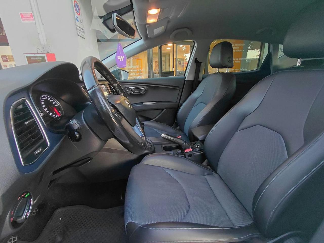 Seat Leon 1.6 tdi Connect CV 110 #50343