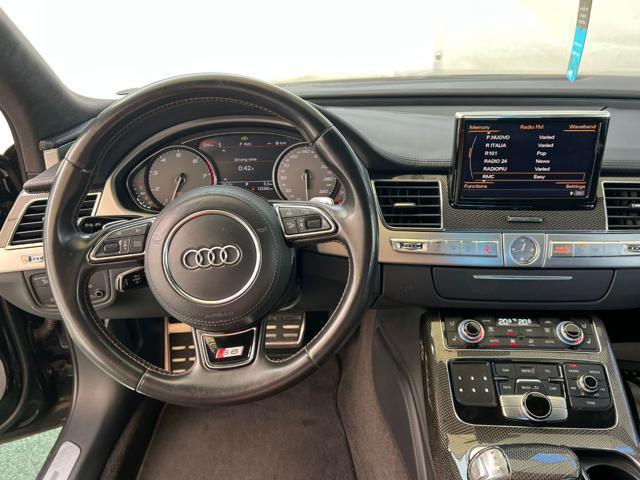 AUDI S8 S8