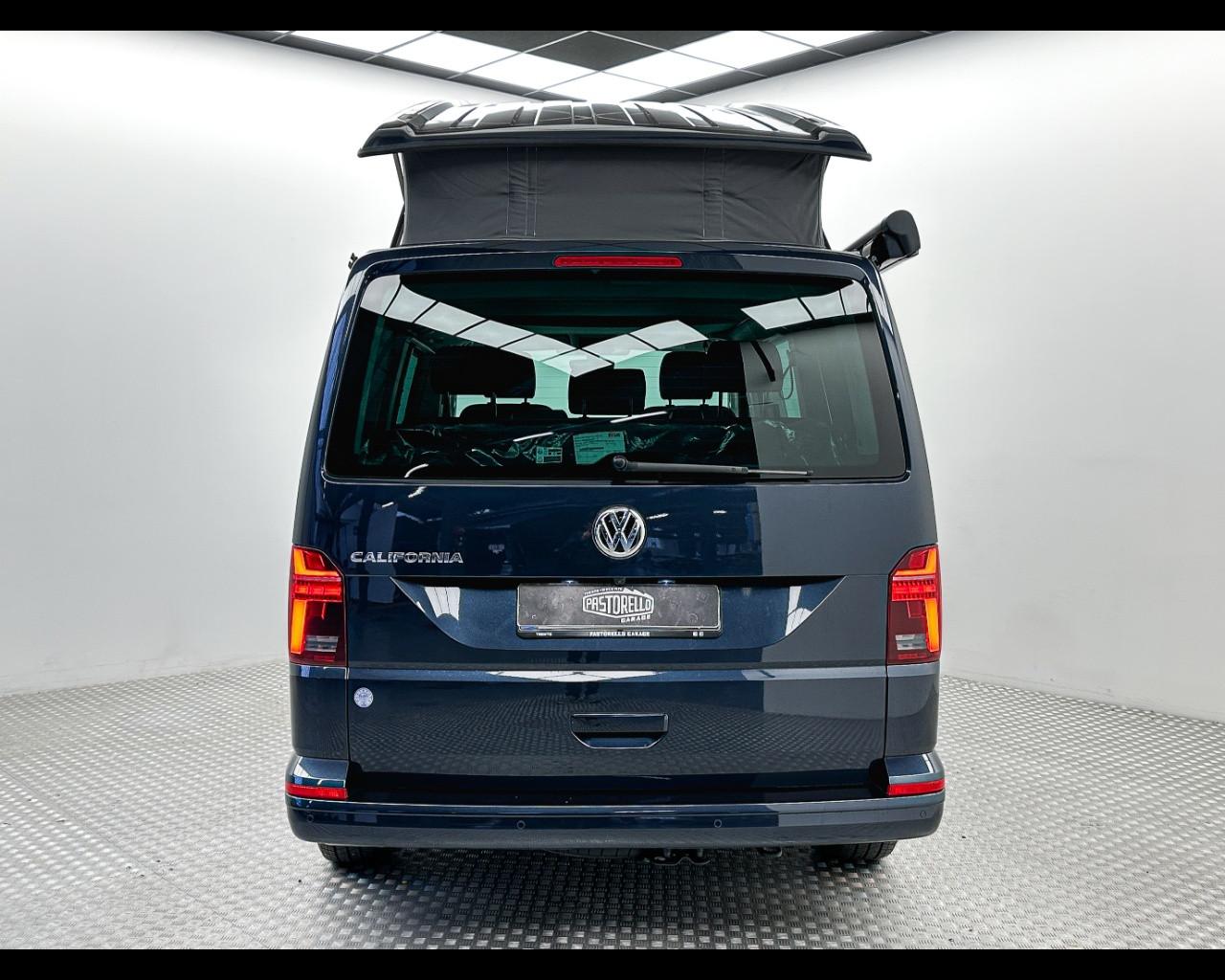 VOLKSWAGEN California 2.0 TDI 150CV DSG Beach Camper