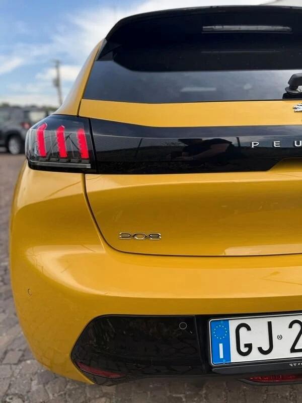 Peugeot 208 PureTech 100 Stop&Start 5 porte Allure