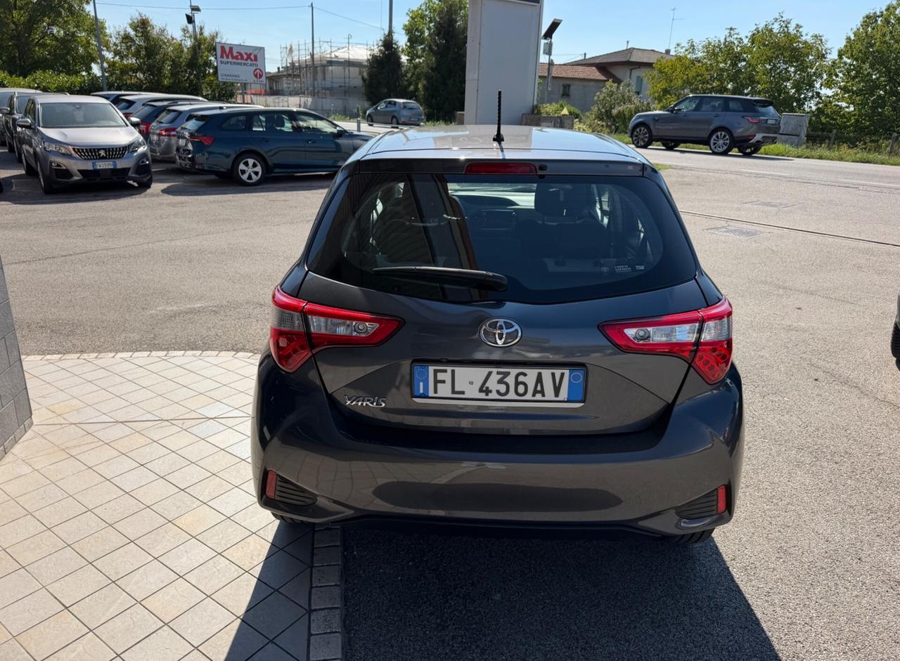 Toyota Yaris 1.0 Benzina Neopatentati