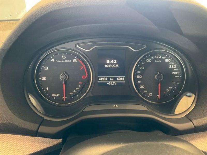 Audi Q2 Q2 30 TFSI Business