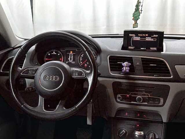 Audi Q3 2.0 TDI Business