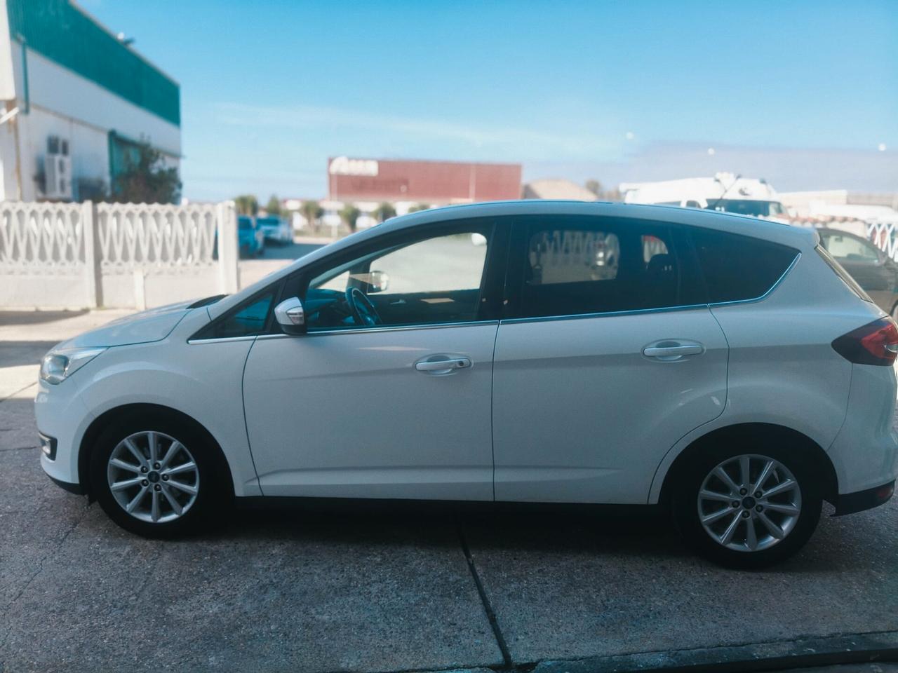 Ford C-Max 1.5 TDCi 95CV Titanium
