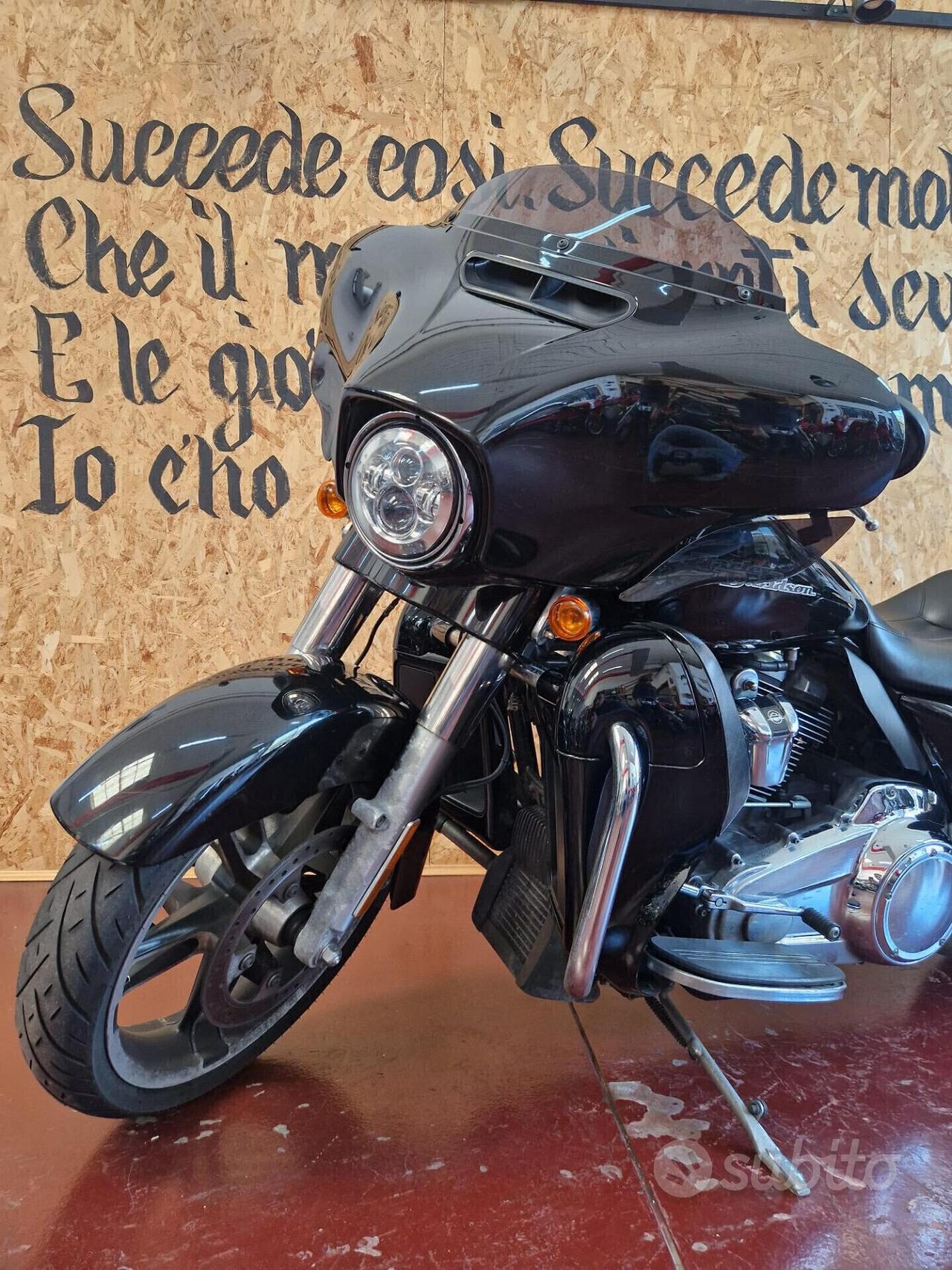 Harley-davidson FLHX Street Glide