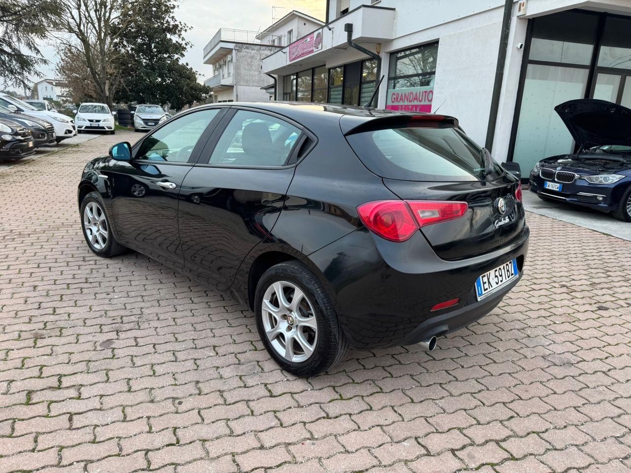 Alfa Romeo Giulietta 1.6 JTDm-2 105 CV Exclusive