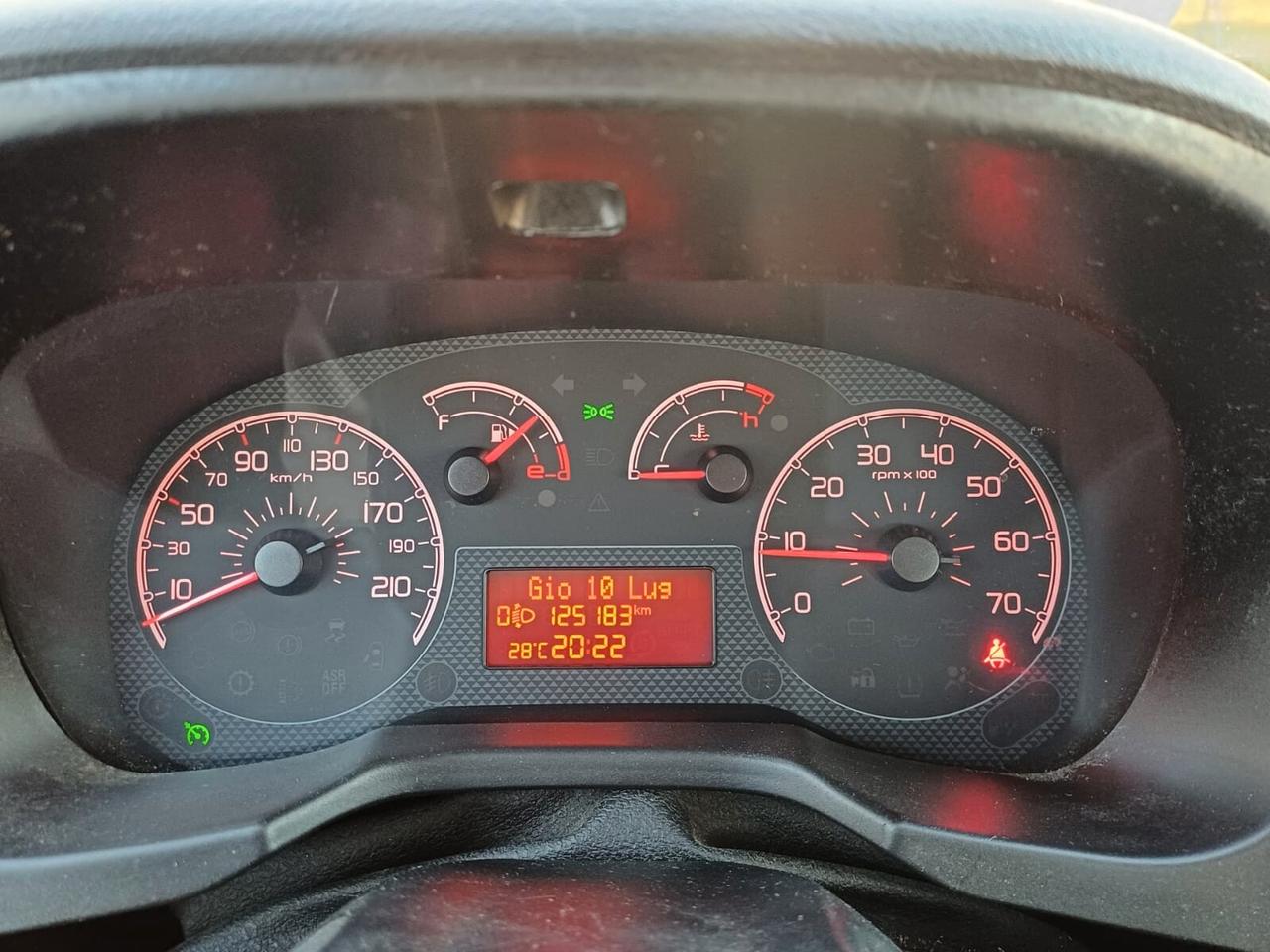 Fiat Qubo 1.3 MJT 80 CV Trekking