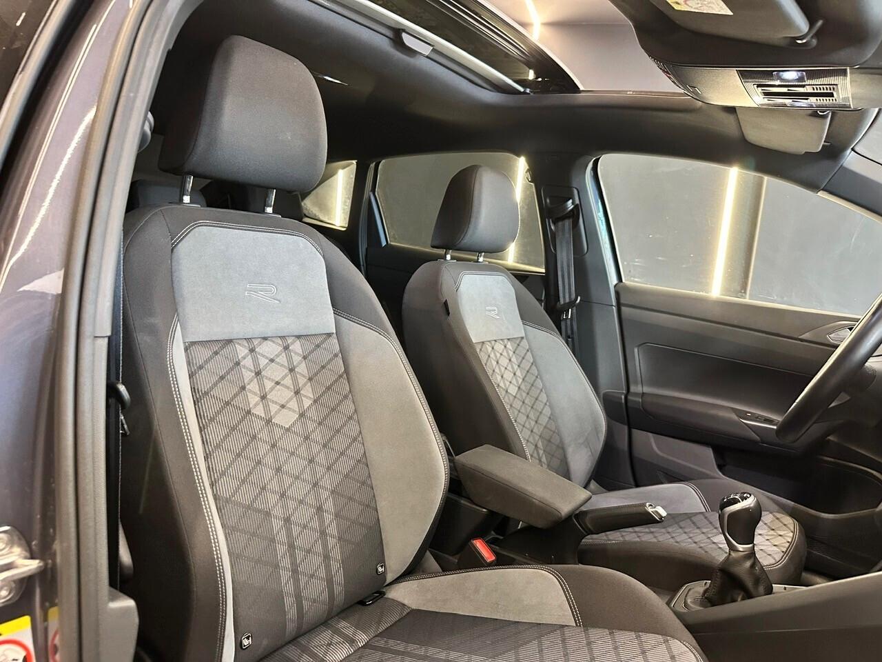 Volkswagen Taigo 1.0 TSI 115 CV R-Line 2025