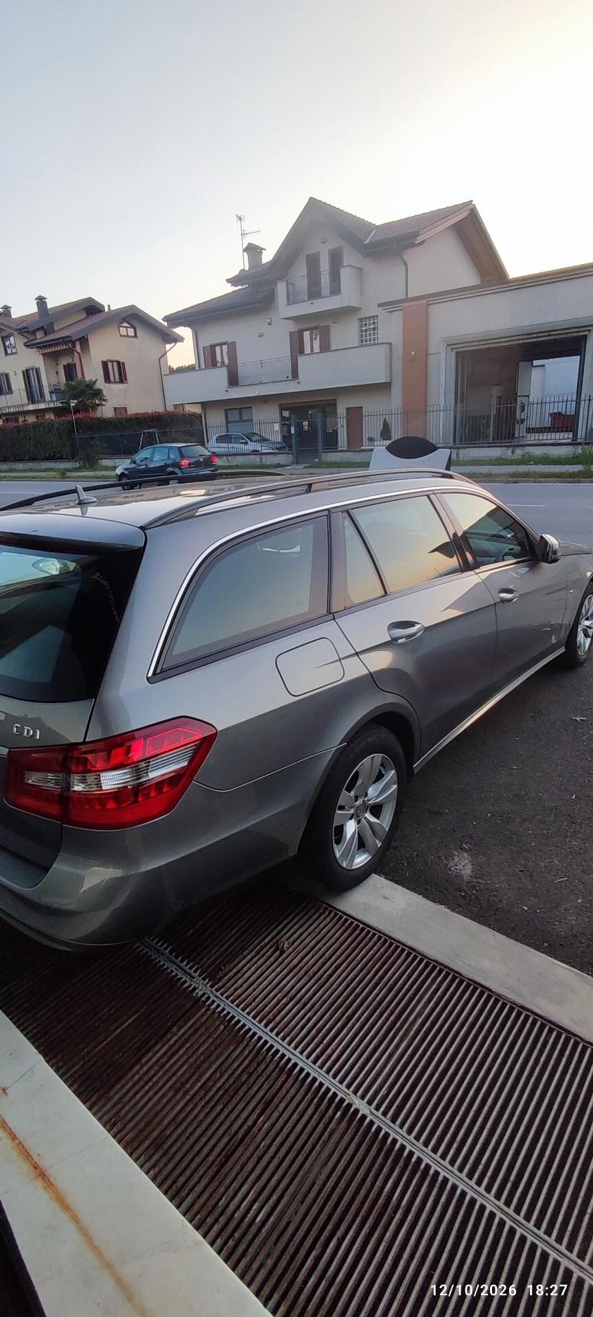 Mercedes-benz E 220 CDI S.W. BlueEFFICIENCY Executive