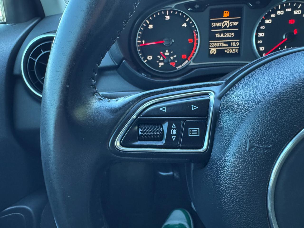 AUDI A1 1.6TDI AMBITION/MMI