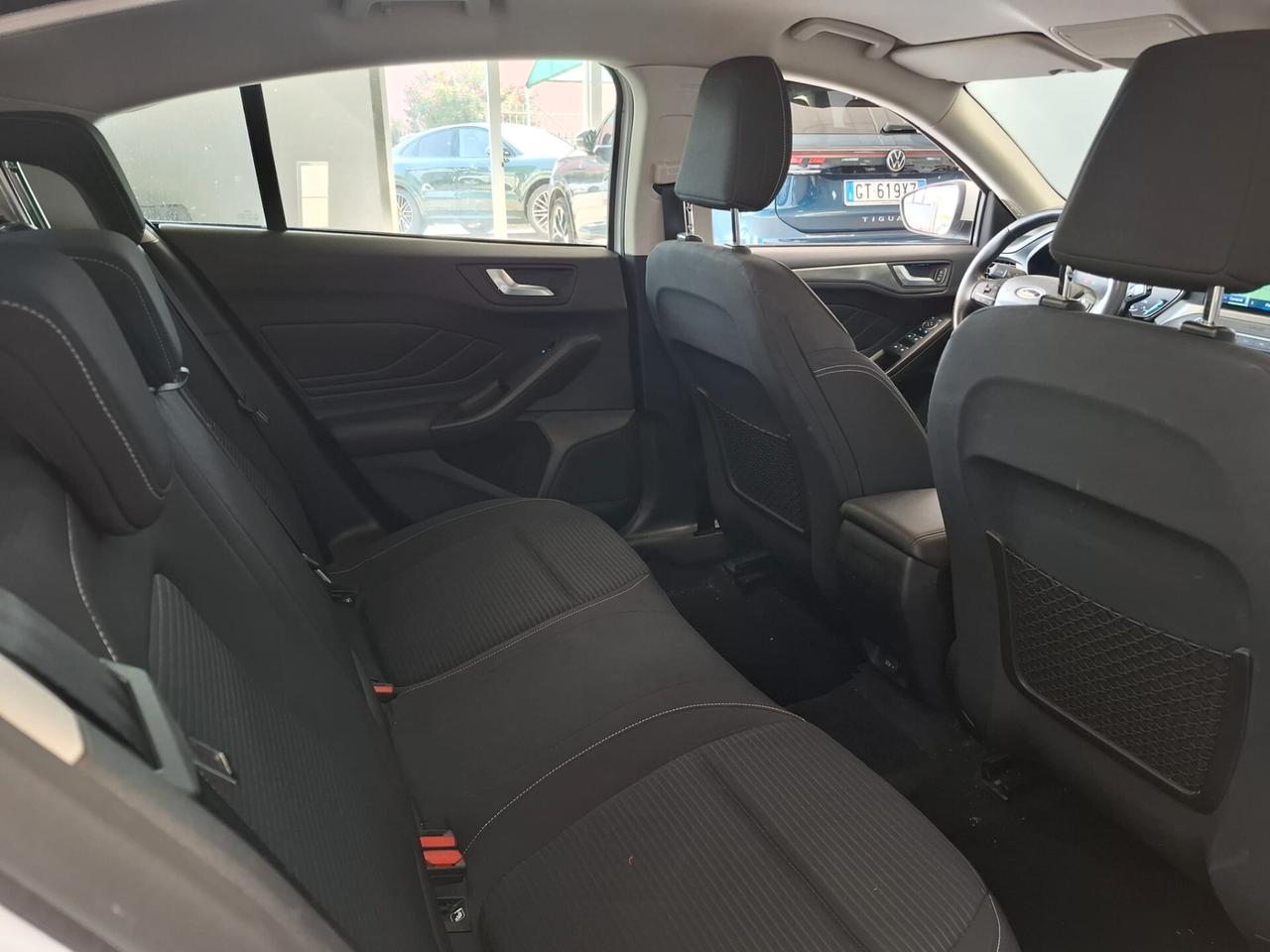 Ford Focus Berlina Benzina Manuale
