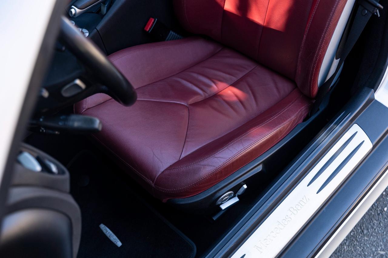 Mercedes-benz SLK 7G-Tronic V6* Pelle rossa* Airscarf* Xenon* CRS a Libretto