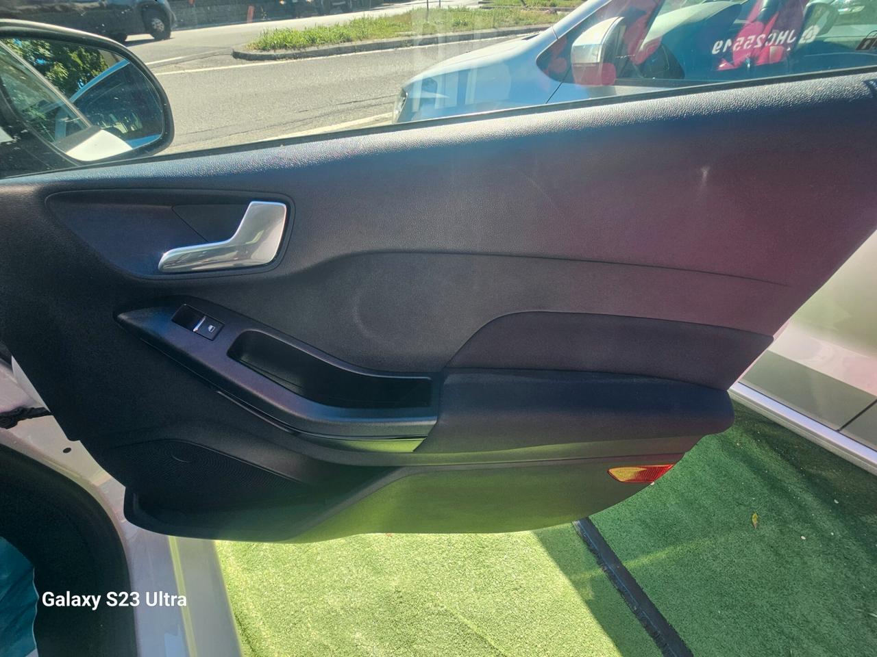 Ford Fiesta 1.0 Ecoboost 100 CV 5 porte Vignale