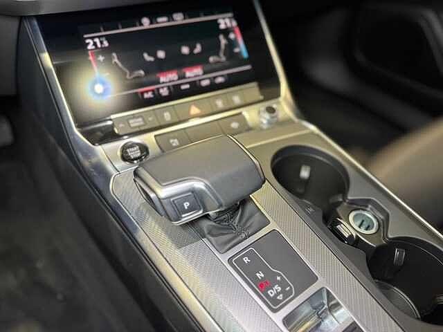 Audi A6 Avant 40 2.0 TDI quattro ultra S tronic S line edition